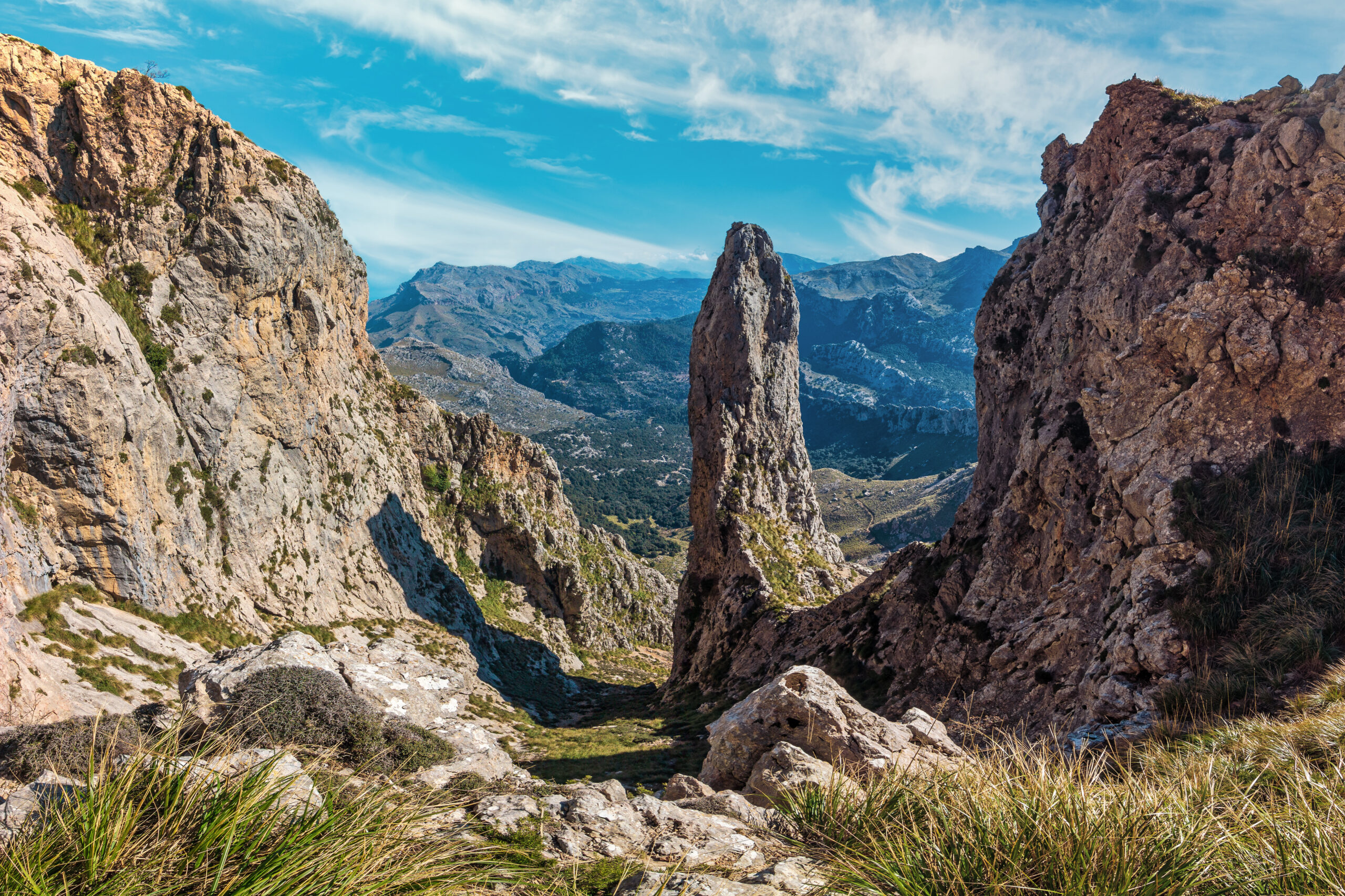 serra de tramuntana gebergte ruwe rotsen en adembenemende uitzichten