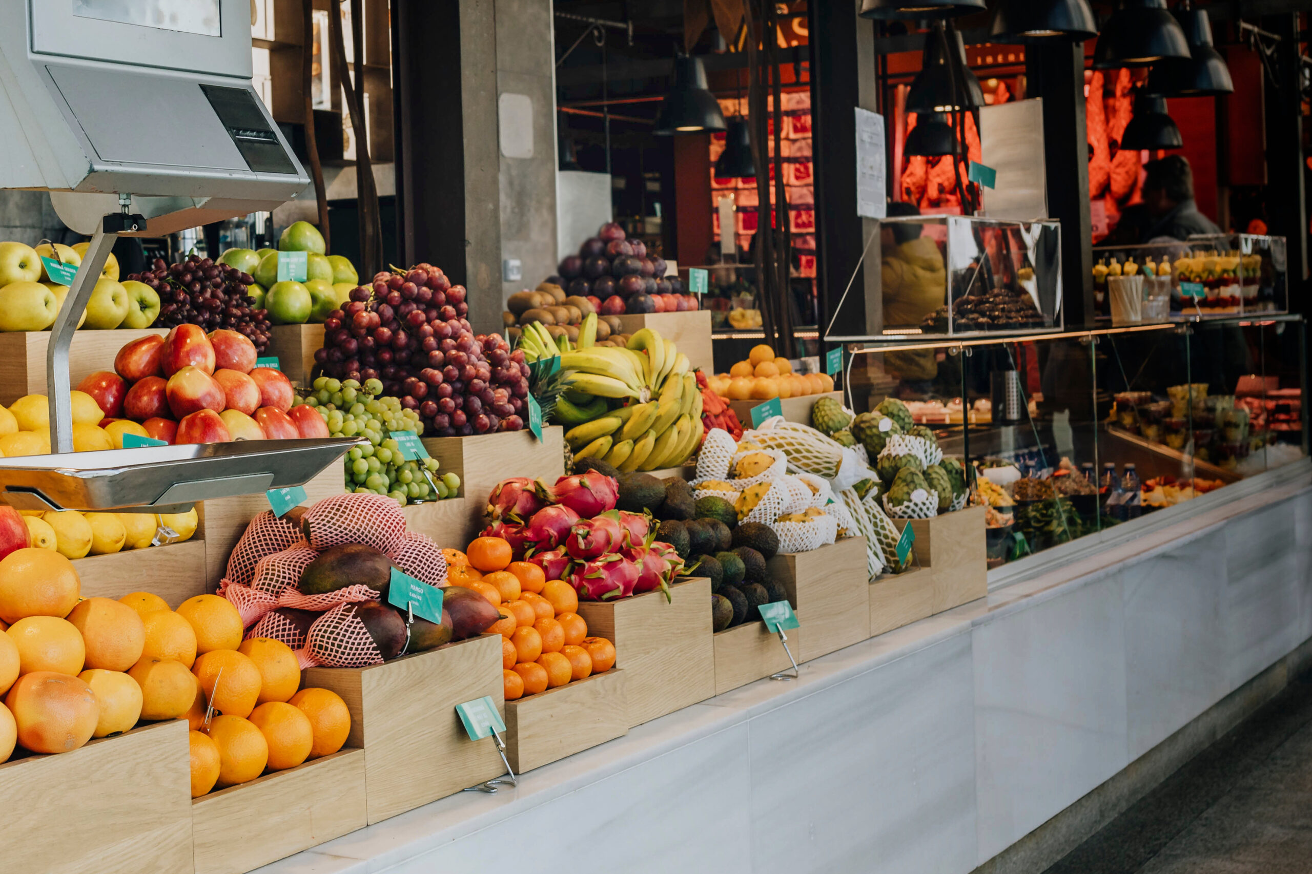 lekker vers fruit bij de Mercado de san miguel